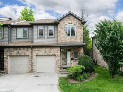 185 NORTH CENTRE Road 37, London North, ON N5X 4C9