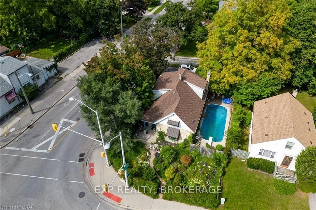 217 Riverside Drive, London North, On N6h 1e5