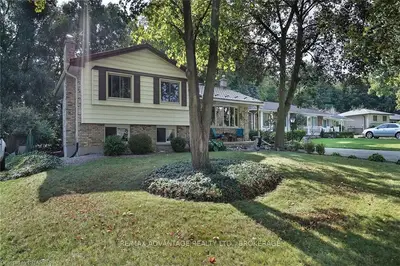 7 PARLIAMENT Crescent, London South, ON N6C 2X8