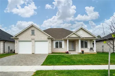 2015 Lockwood Crescent, Strathroy-caradoc, On N0l 1w0