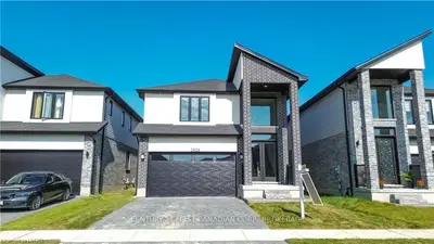 3830 AYRSHIRE Avenue, London South, ON N6P 1H5