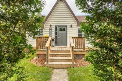 165 QUEEN Street, Southwest Middlesex, ON N0L 2N0