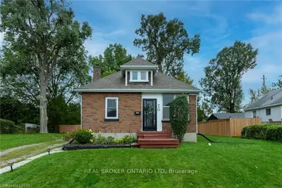 61 EMERY Street W, London South, ON N6J 1R7