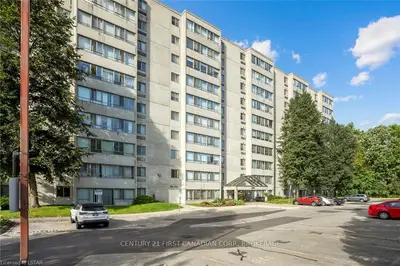 570 PROUDFOOT Lane 104, London North, ON N6H 4Z1