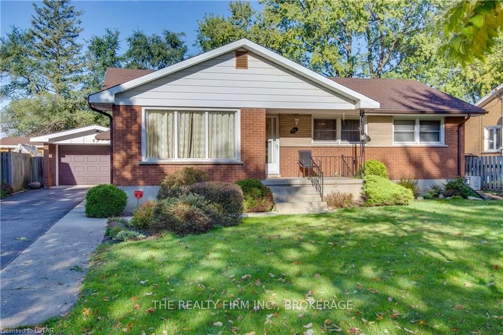 41 Godfrey Drive, London East, ON N5V 2E8
