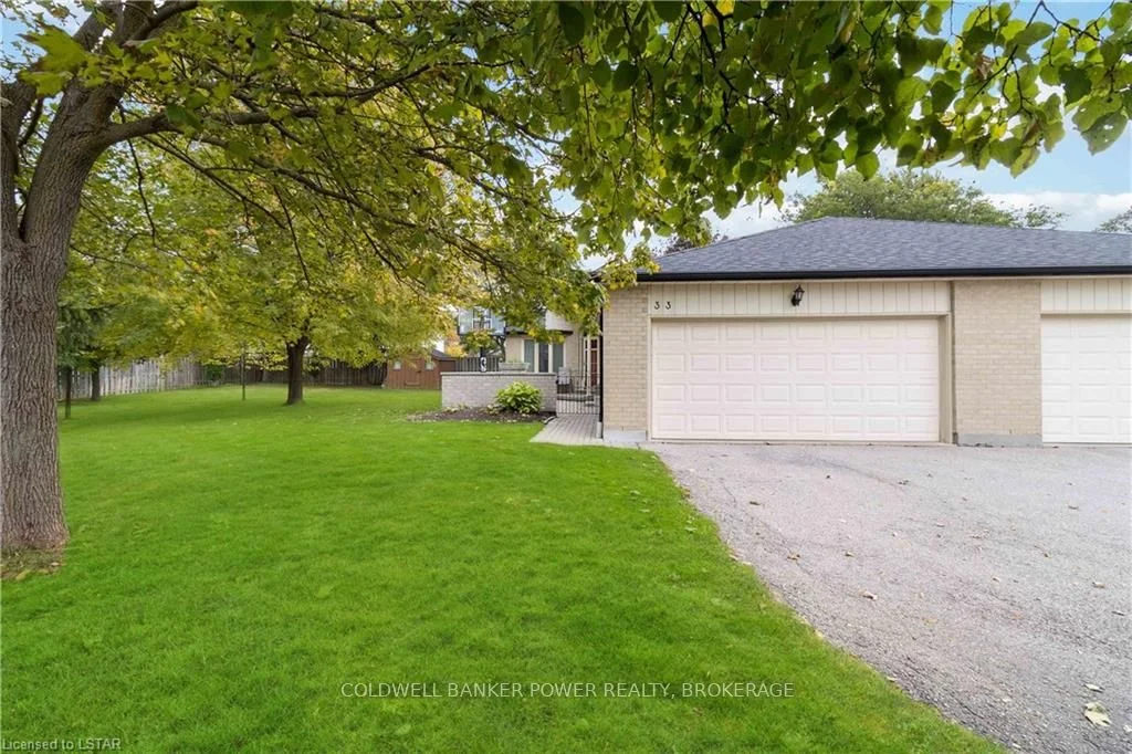 211 PINE VALLEY Drive 33, London South, ON N6J 4W5