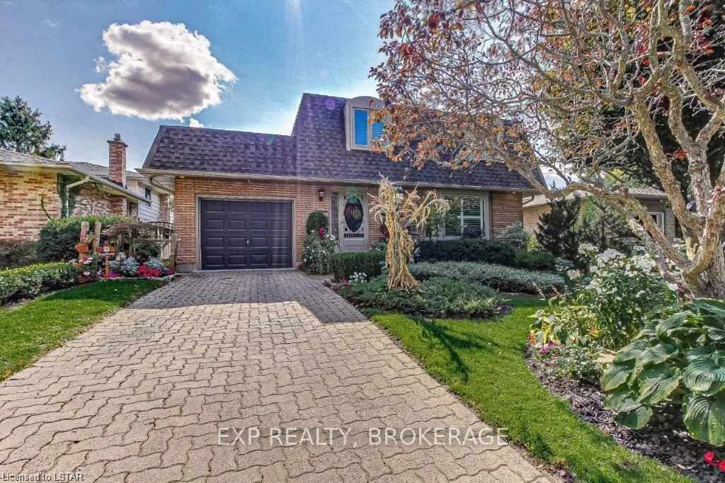 13 GABLEWOOD Crescent, London North, ON N6G 2Z8
