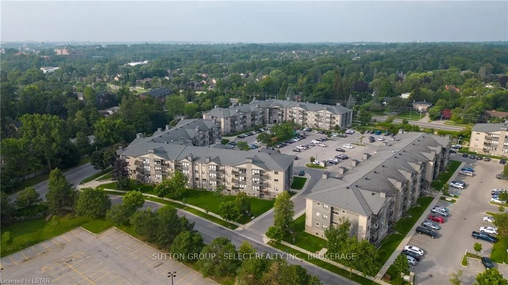 5 JACKSWAY Crescent 315, London North, ON N5X 3T7