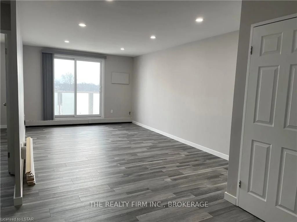 563 MORNINGTON Avenue 607, London East, ON N5Y 4T8