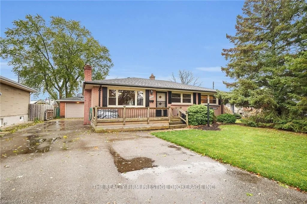 1805 Whitehall Drive, London East, ON N5W 1Z2
