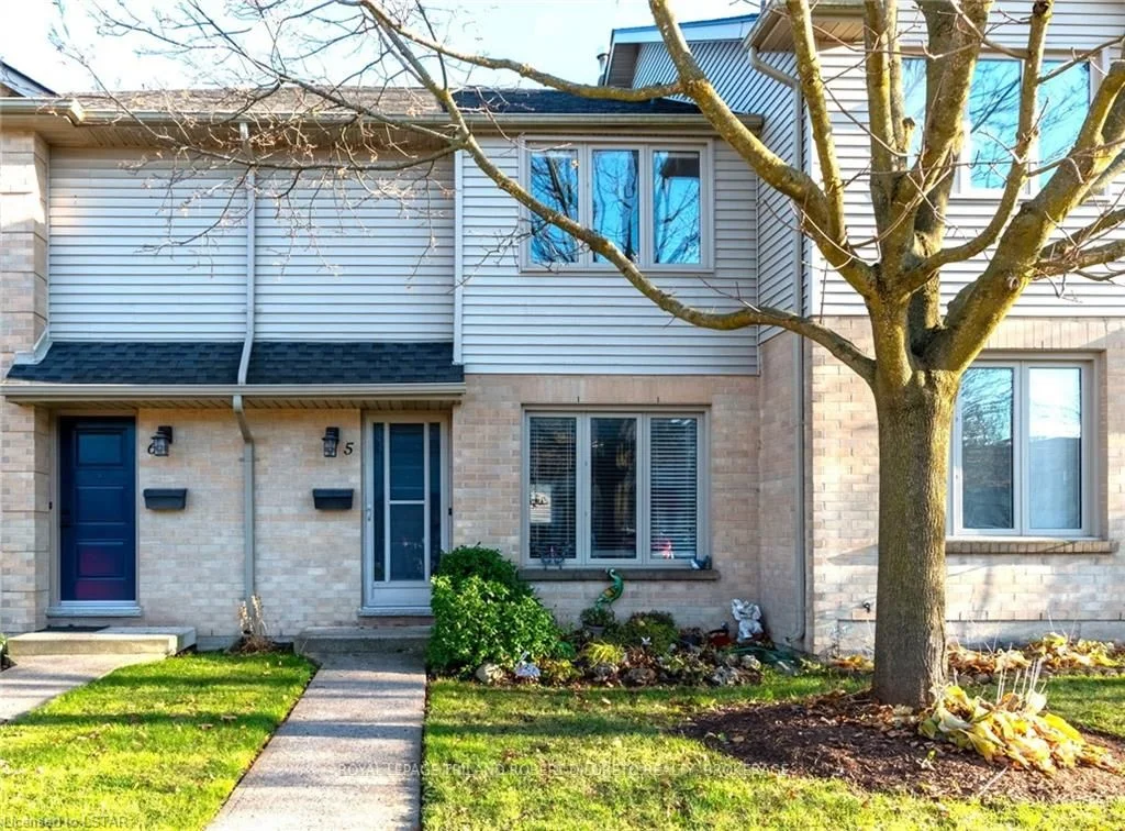 925 LAWSON Road 5, London North, ON N6G 4X3