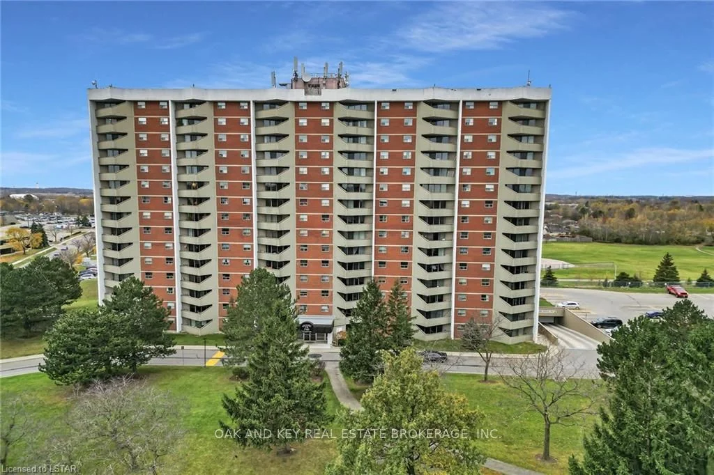 1105 Jalna Boulevard 1405, London South, On N6e 2s9