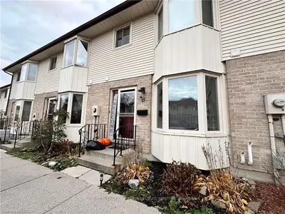 275 George Street 15, Ingersoll, On N5c 4a9