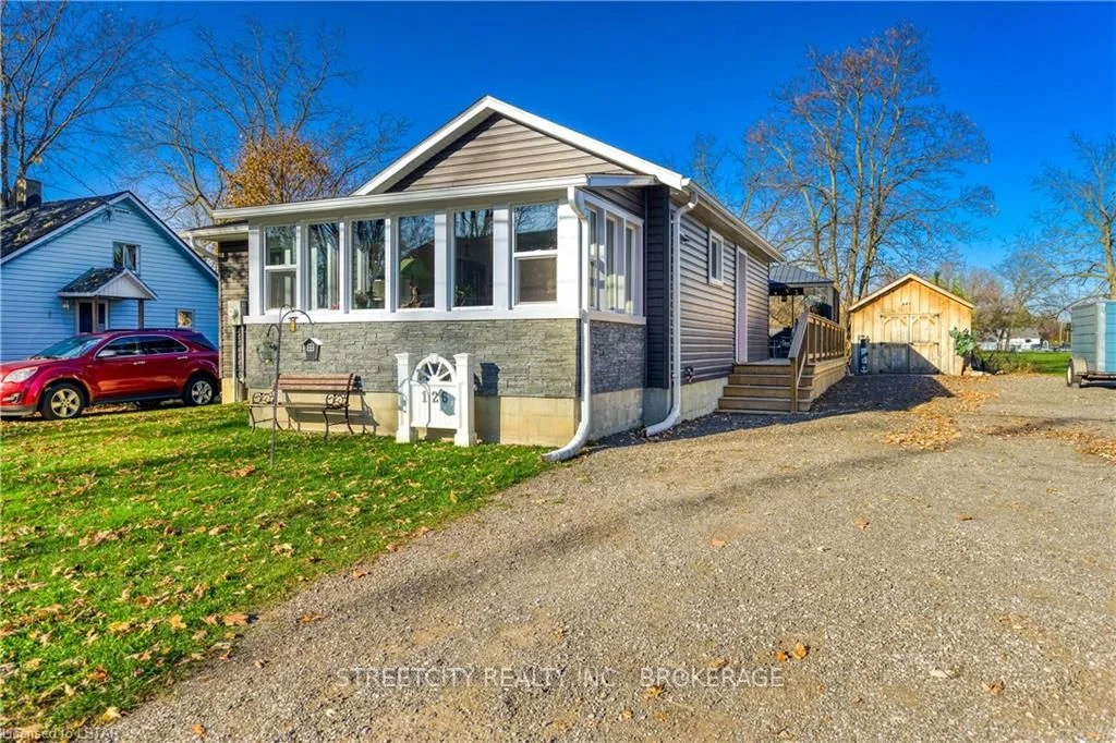 126 CHURCH Street, St. Clair, ON N0M 1G0