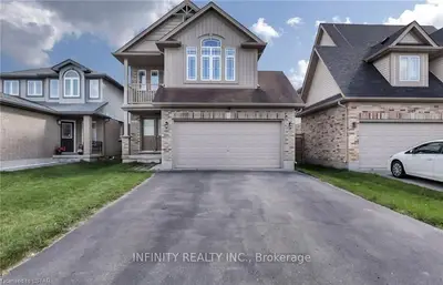 1999 Foxwood Avenue, London North, On N6g 0c5