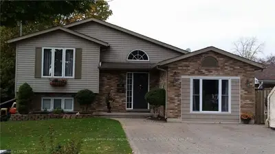 55 Cathcart Street, Ingersoll, On N5c 1p5