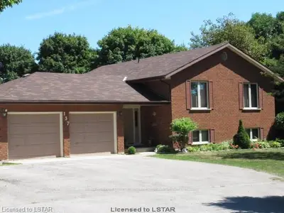 137 Culloden Road, Ingersoll, On N5c 3r3