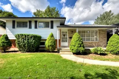 36 Dean Crescent, Ingersoll, On N6c 3c3
