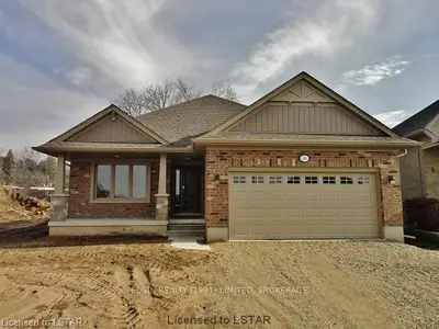 38 Park Place, Tillsonburg, On N4g 0b8