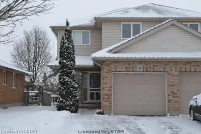 32 Cardinal Drive, Woodstock, On N4t 1s9
