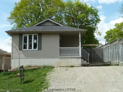 819 John Street, Woodstock, On N4s 1r4