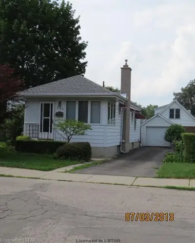 555 Brant Street, Woodstock, On N4s 5j6