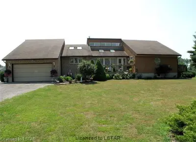 6925 Olde Drive, Strathroy-caradoc, On N7g 3h4