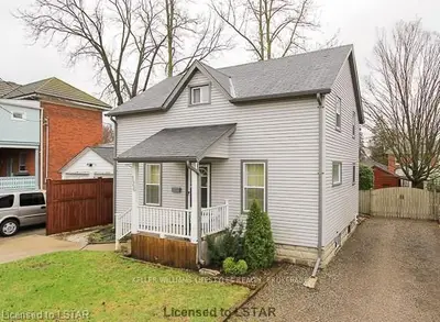 126 Albert Street E, Ingersoll, On N5c 2y1