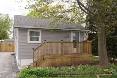 120 North Town Line, Ingersoll, On N5c 1r4