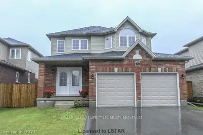 21 Moffat Avenue N, Ingersoll, On N5c 0b2