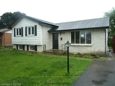256 Whiting Street, Ingersoll, On N5c 3b5