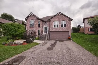 118 Canrobert (wdstk S) Street, Woodstock, On N4s 8x5