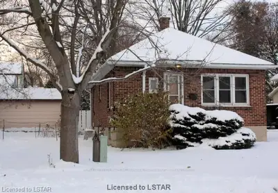 96 Oxford Street, Woodstock, On N4s 6a5