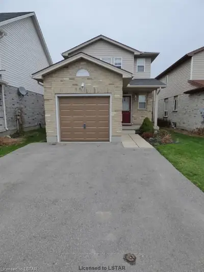 1807 Bloom Crescent, London North, On N5x 4n3