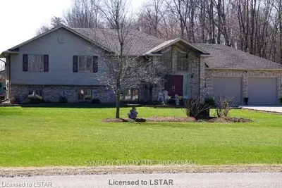 8325 Falconbridge, Strathroy-caradoc, On, N0l 1w0