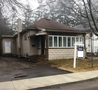 736 Nelson Street, Woodstock, On N4s 4j1