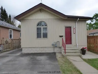 857 HAMILTON Road, London East, ON N5Z 1V6