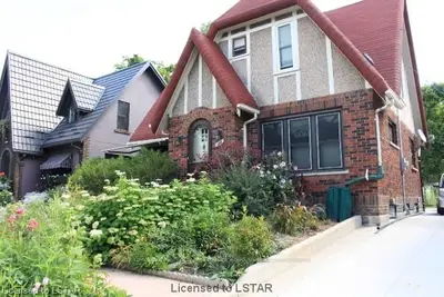 144 High Street, London South, On N6c 4k4