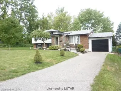 23 Raglan Street, Ingersoll, On N5c 3e5