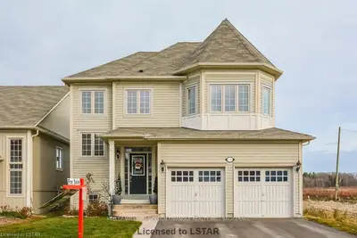 736 Arthur Parker Avenue, Woodstock, On N4t 0g8