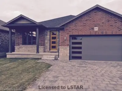 690 Bennett Crescent, Strathroy-caradoc, On N0l 1w0