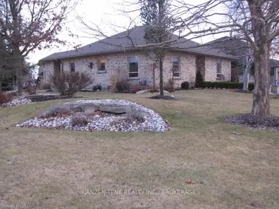 108 Allen Street, Tillsonburg, On N4g 5j9