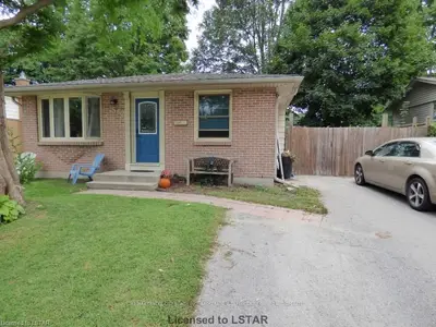 512 Belvedere Avenue, London South, On N6k 2r2