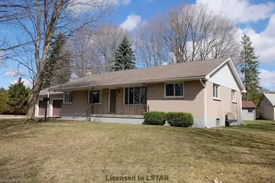 7907 Walkers Drive, Strathroy-caradoc, On N7g 3h4