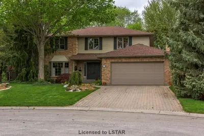 27 RAEBROOK Place, London North, ON N5X 2Z8
