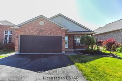 223 CHELTON Road, London South, ON N6M 1H9