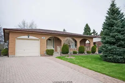284 WILKINS Street, London South, ON N6C 5C6