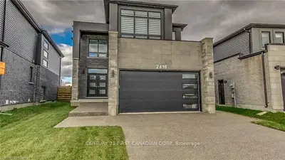 2410 BUROAK Drive, London North, ON N6G 0L5