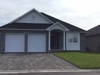 584 Bennett Crescent, Strathroy-caradoc, On N0l 1w0