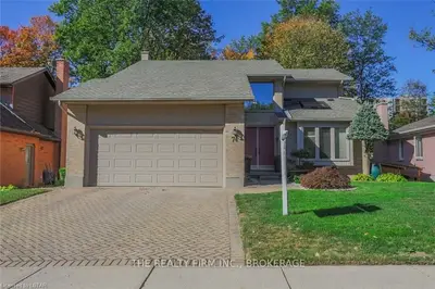 74 DEER VALLEY Crescent, London South, ON N6J 4K6